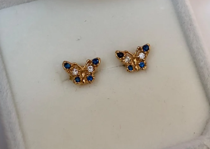 TOPOS MARIPOSA PIEDRAS BLANCAS Y AZULES ORO AMARILLO COL 18K - 1,24GR