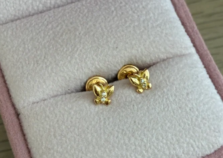 TOPOS MARIPOSA PIEDRAS BLANCAS 4.8MM ORO AMARILLO COL 18K - 0,83GR