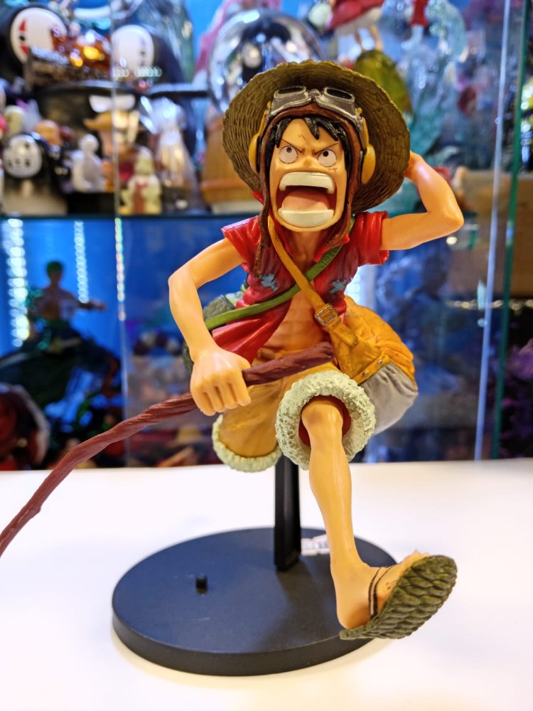 LUFFY CORRIENDO