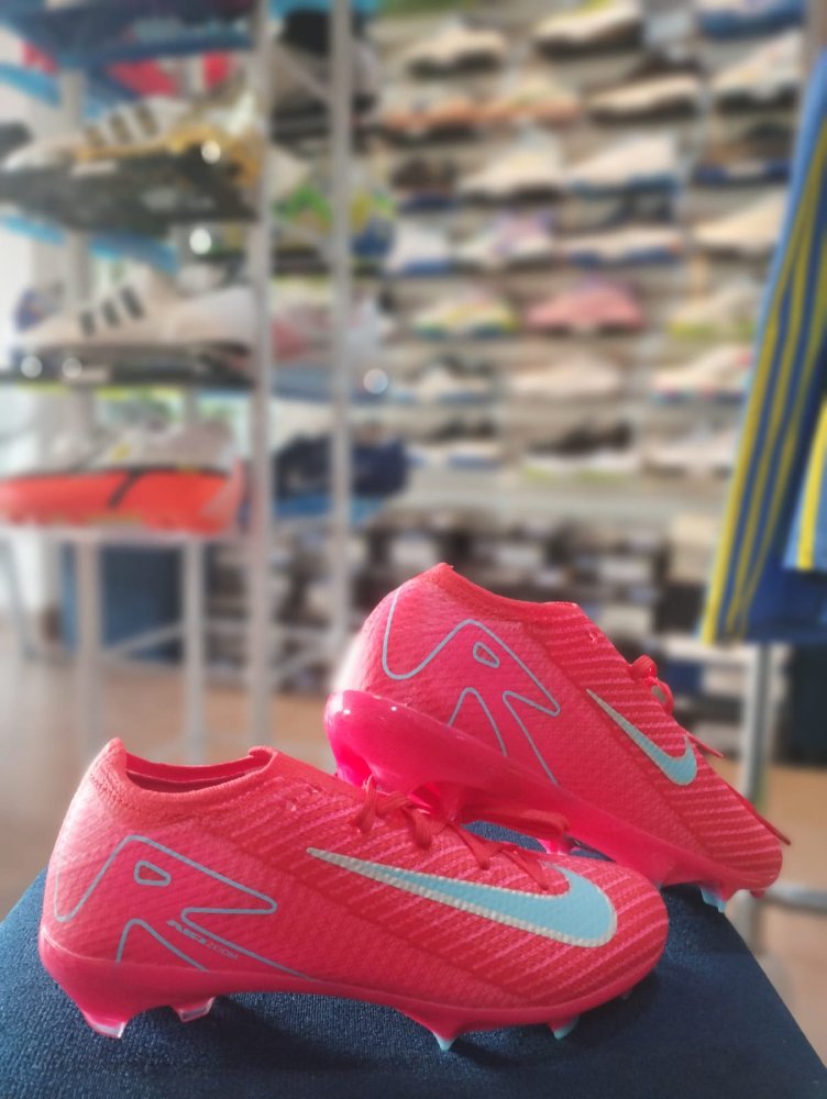 NIKE AIR ZOOM FUCSIA 35
