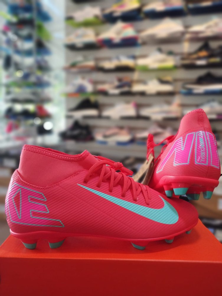NIKE SUPERFLY 43