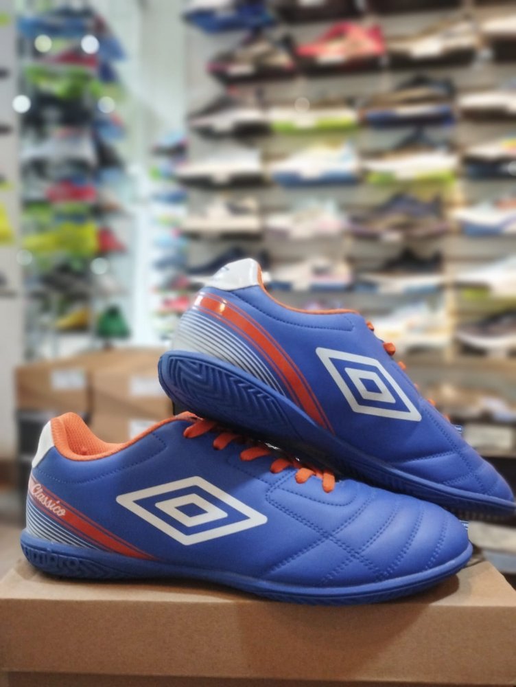 UMBRO CLASSICO 42