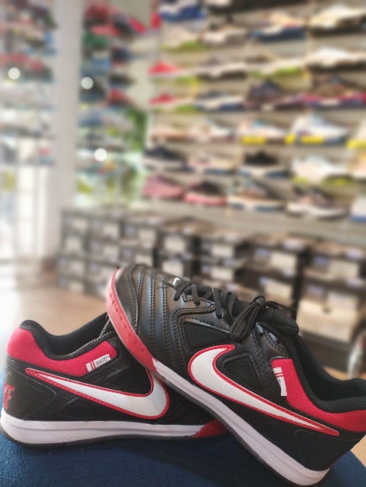 NIKE GATO N. 36