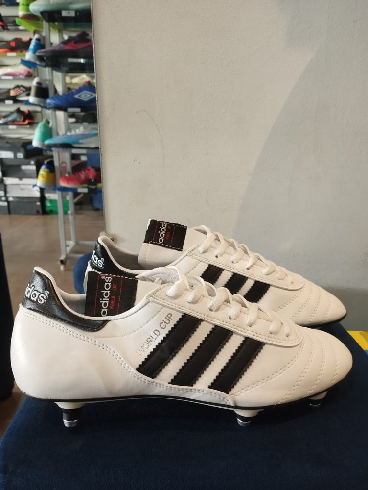 ADIDAS WORLD  CUP 44