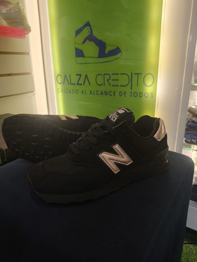 NEW BALANCE N. 38