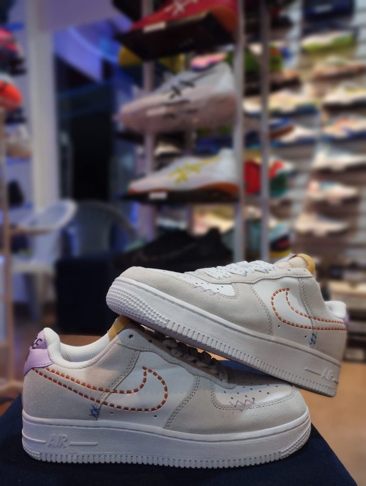 NIKE 101 38