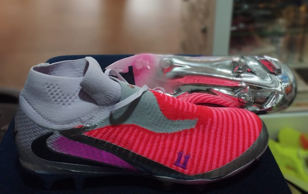GUAYOS NIKE 11 40