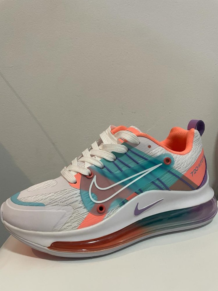 NIKE FLYWIRE 37
