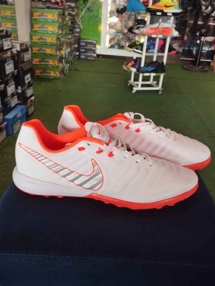 NIKE LUNARLON  40