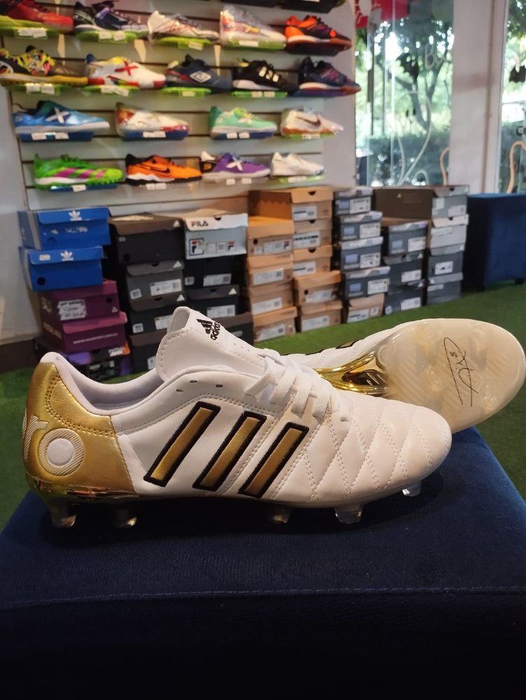 ADIDAS 11PRO 44