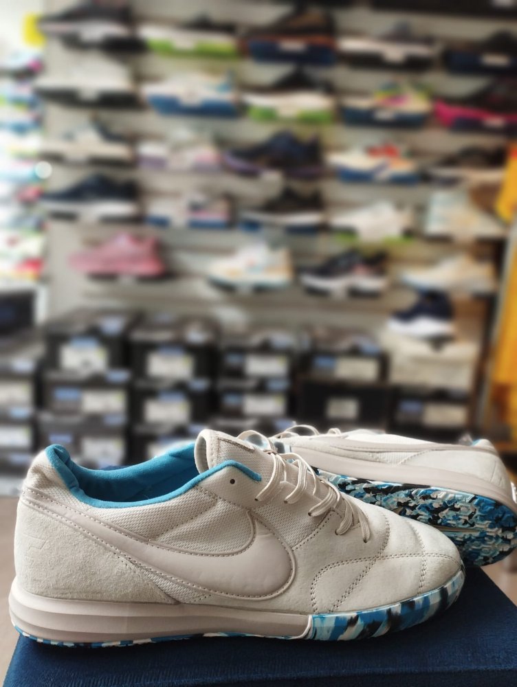 NIKE LUNARLON 45