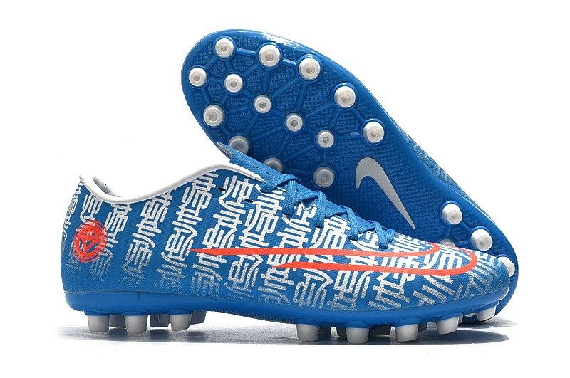 NIKE CR7 36