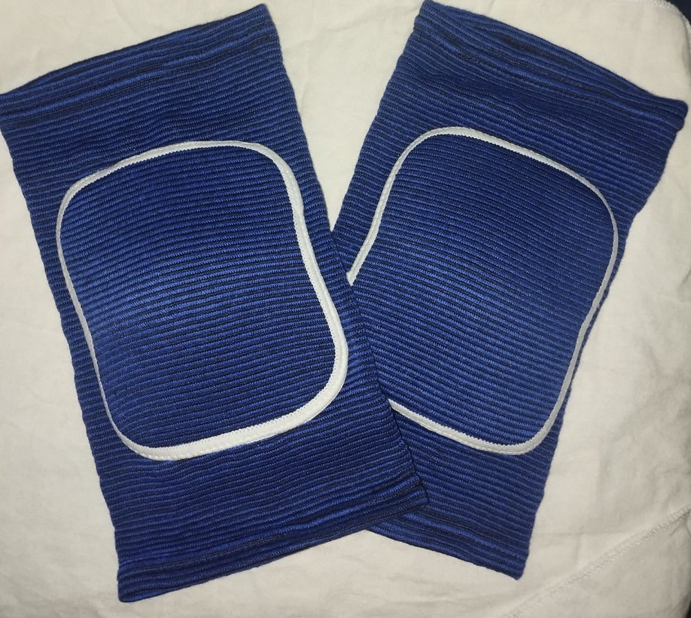 RODILLERAS AZUL M