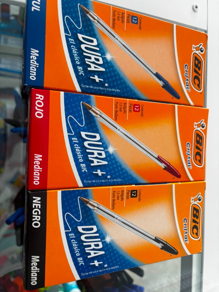 Bolígrafo bic transparente azul, negro, rojo