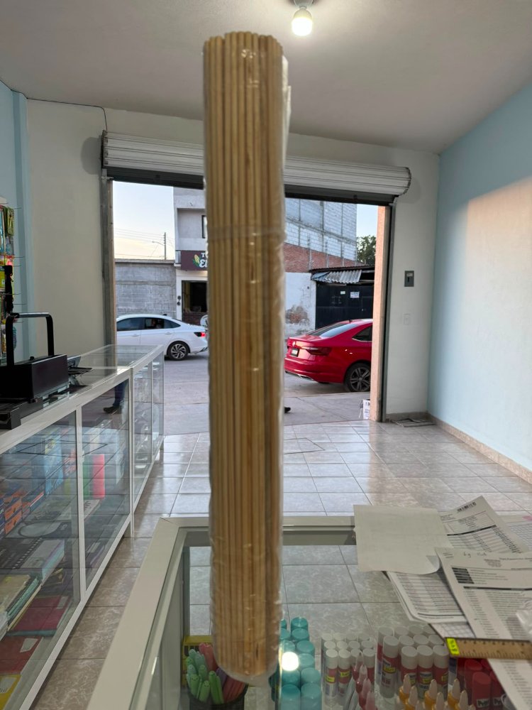 Palo de madera 60x4