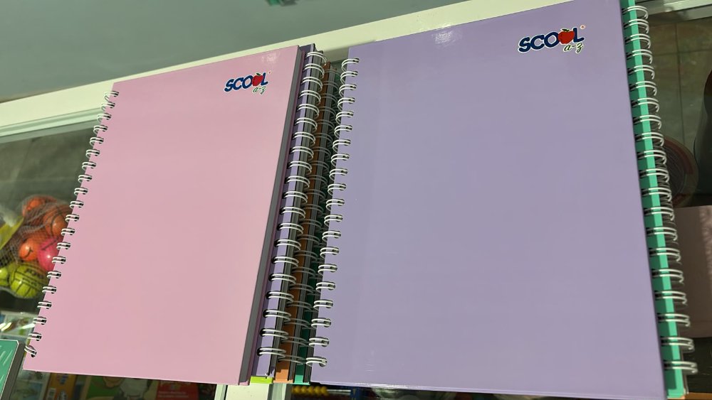 Cuaderno Pasta dura Scool profesional C7-RY