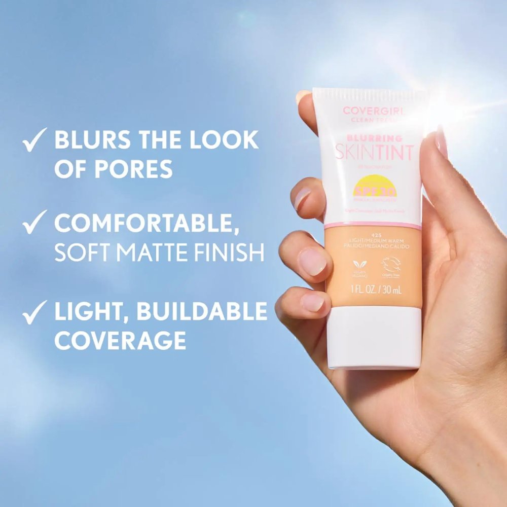 Clean Fresh Blurring Skin Tint SPF 30 COVERGIRL 30 ml