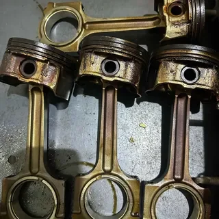 BIELA USADA