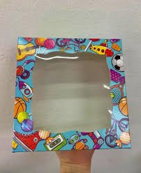 Caja infantil Feliz Día con visor