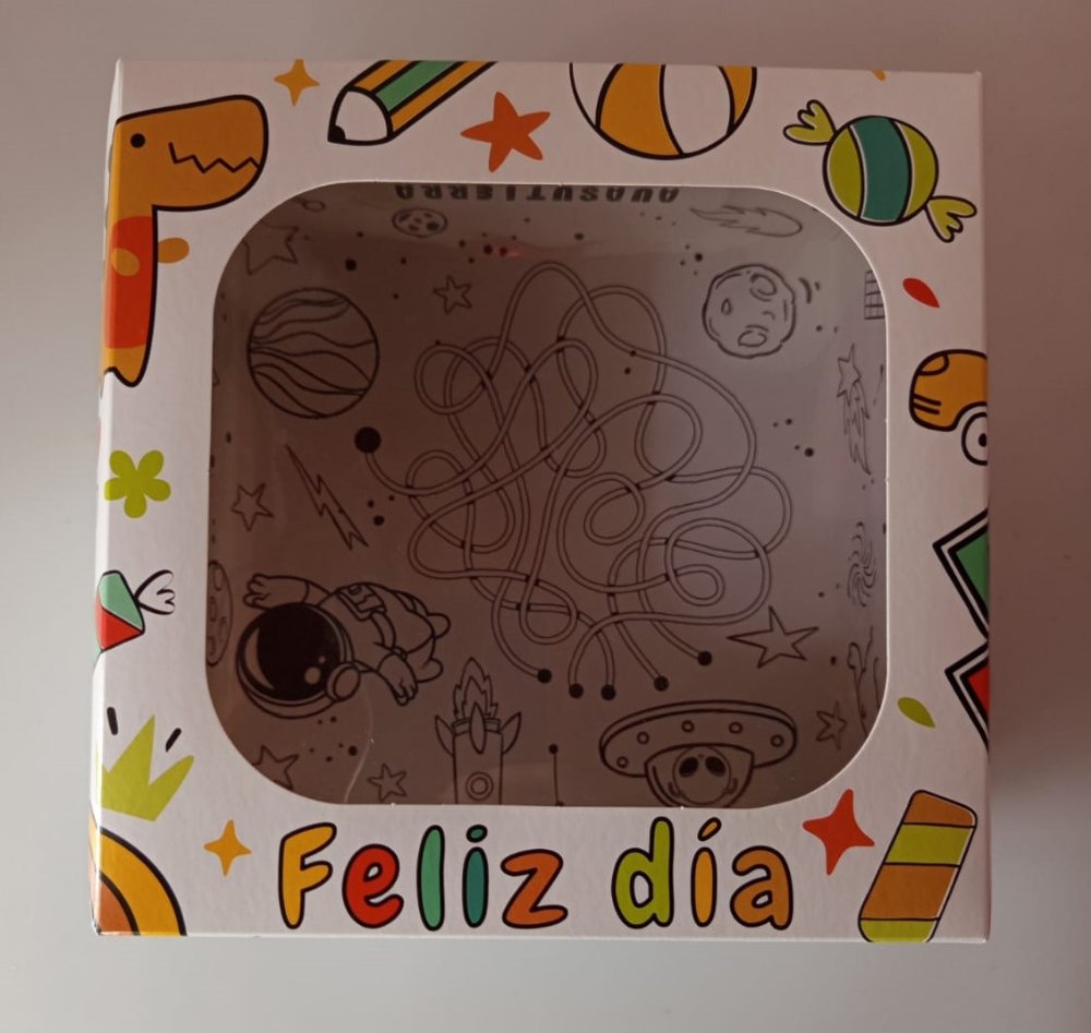 Caja Crucigrama Feliz Día  con visor