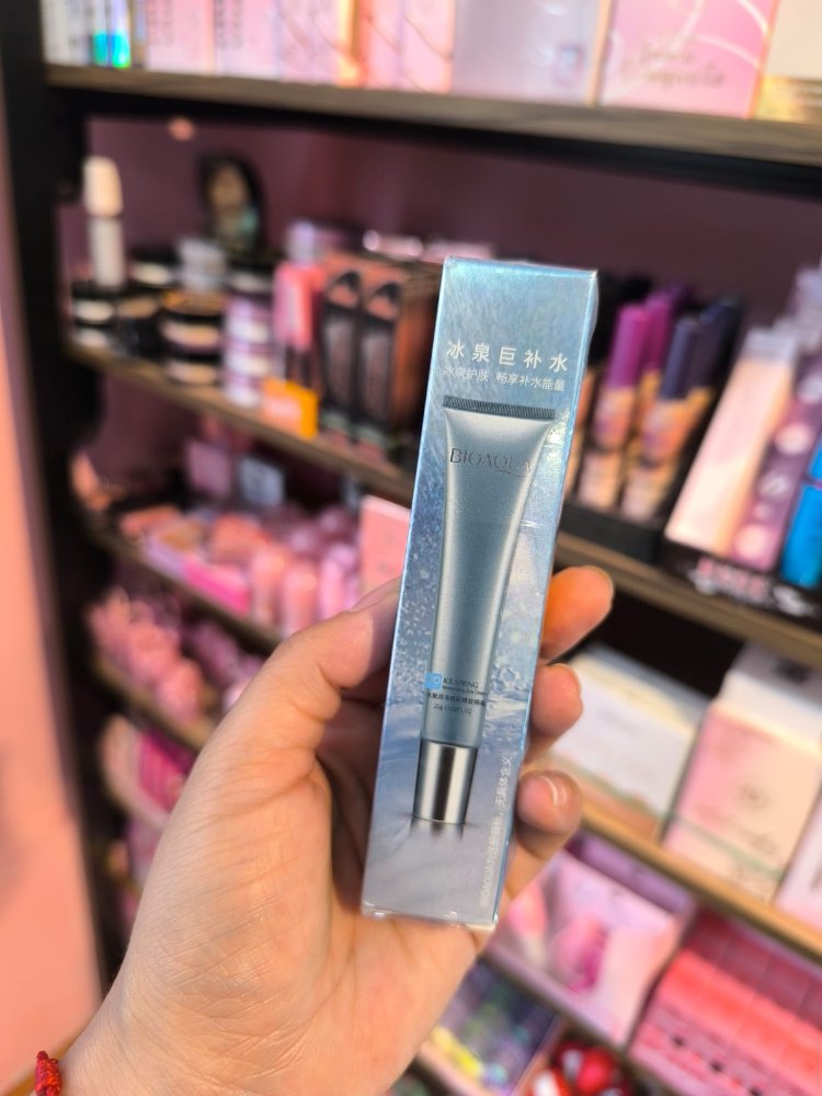 contorno ojos  acido hialuronic bioaqua