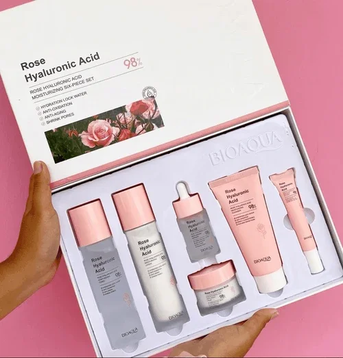 KIT BIOAQUA ROSAS CAJA LUJO
