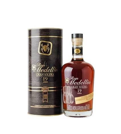 RON MEDELLIN 19 AÑOS 750 ML