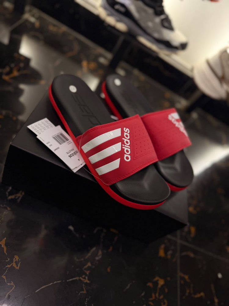 SANDALIA ADIDAS  ROJA
