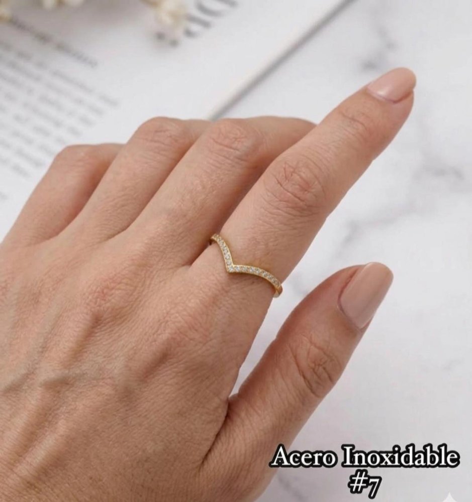 Anillo forma V