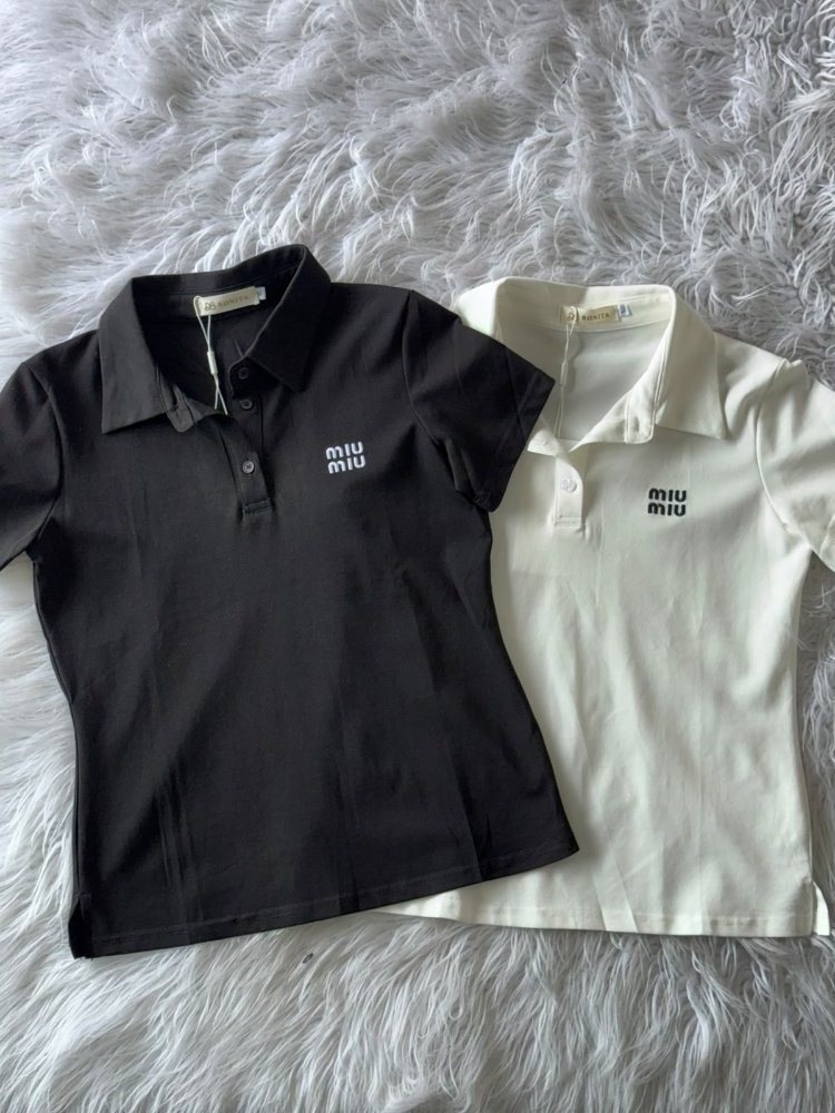 tipo polo Miu Miu