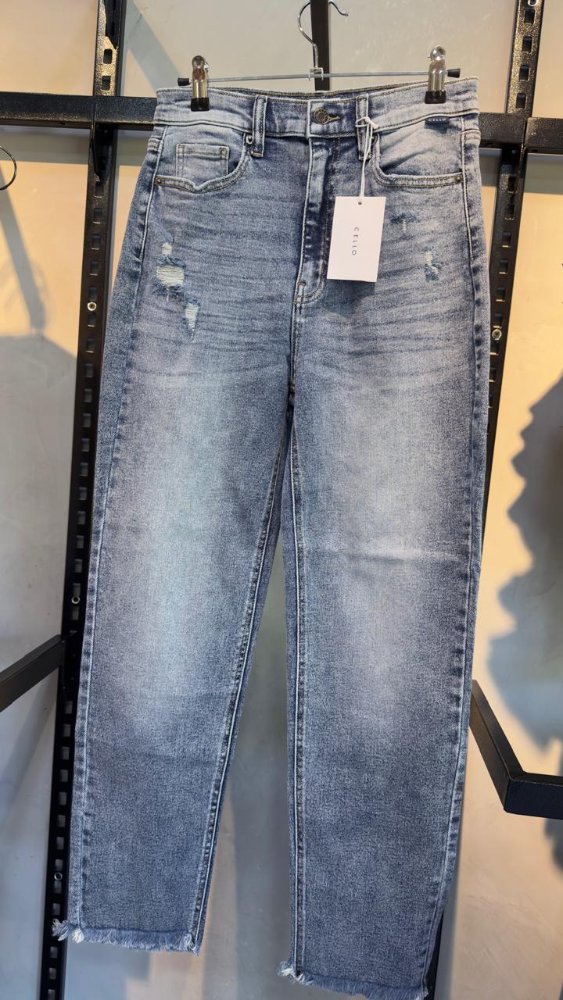 jean cello mom jean