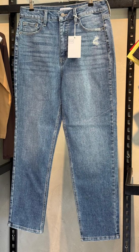 Jean cello High rise 1