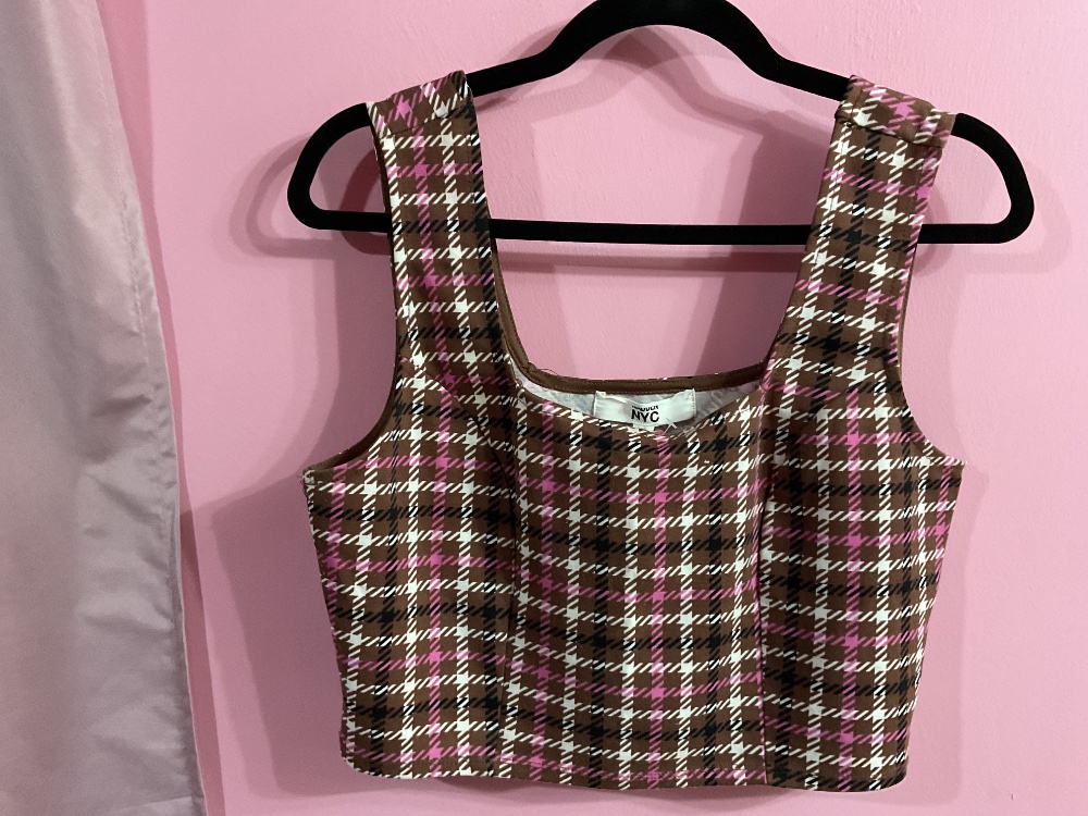 Blusa café con rayitas talla l