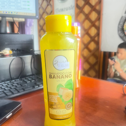 CHAMPOO DE BANANO