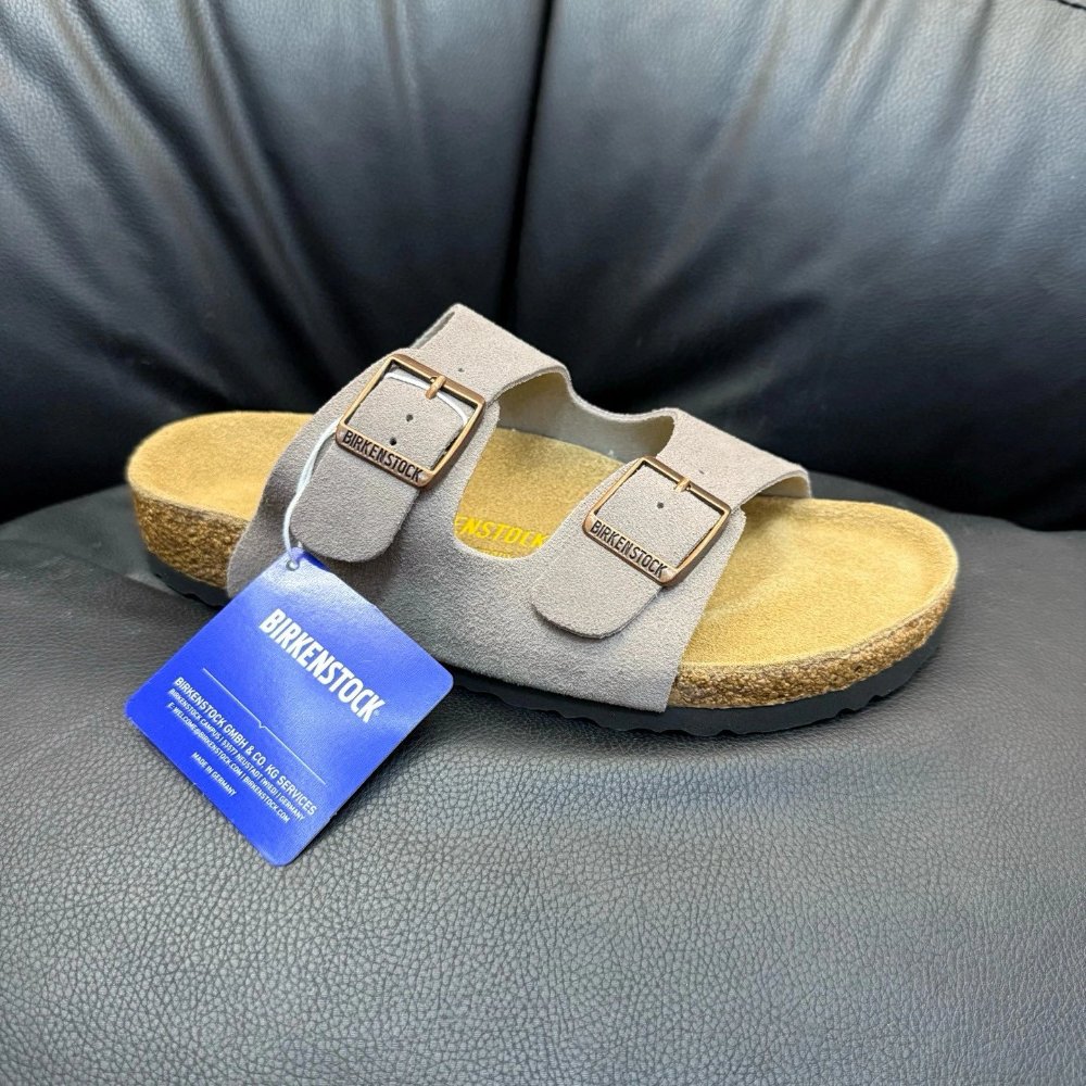 Sandalia Birkenstock gris de doble correa