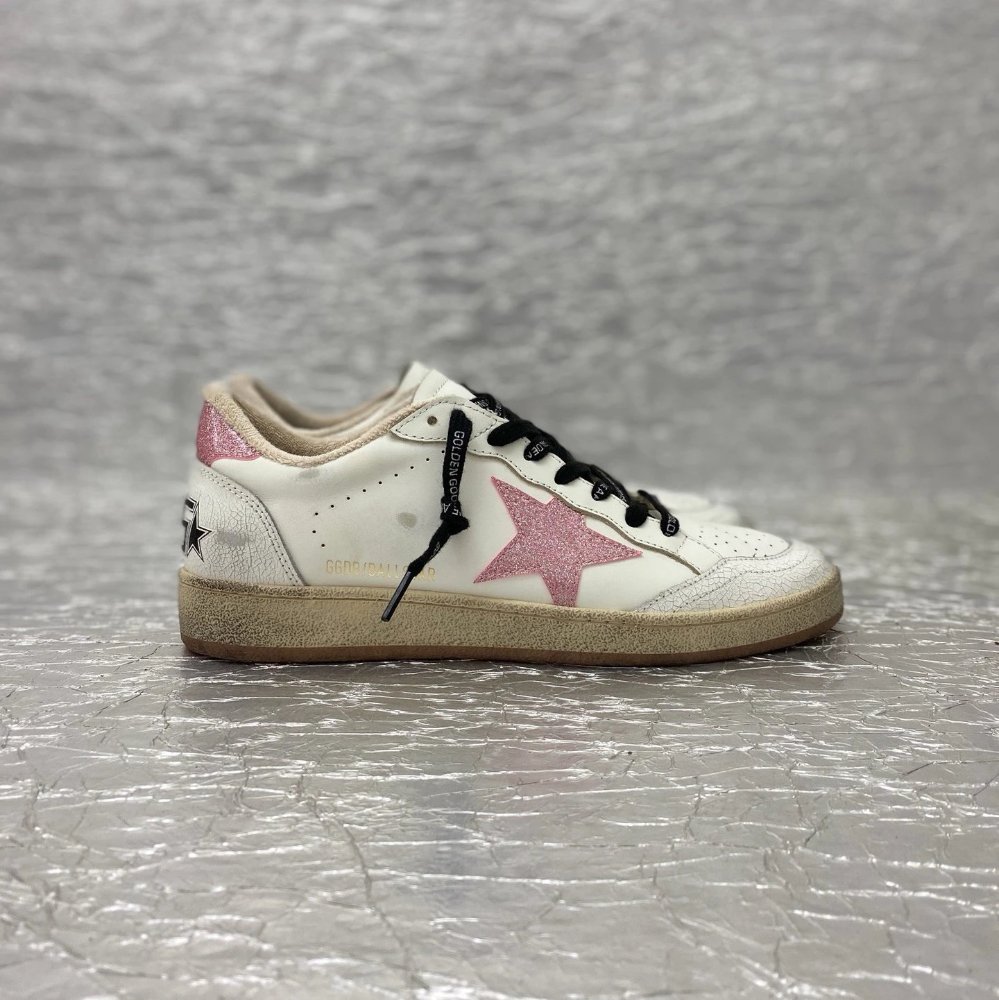 Golden Goose Ballstar blanca con estrella rosa