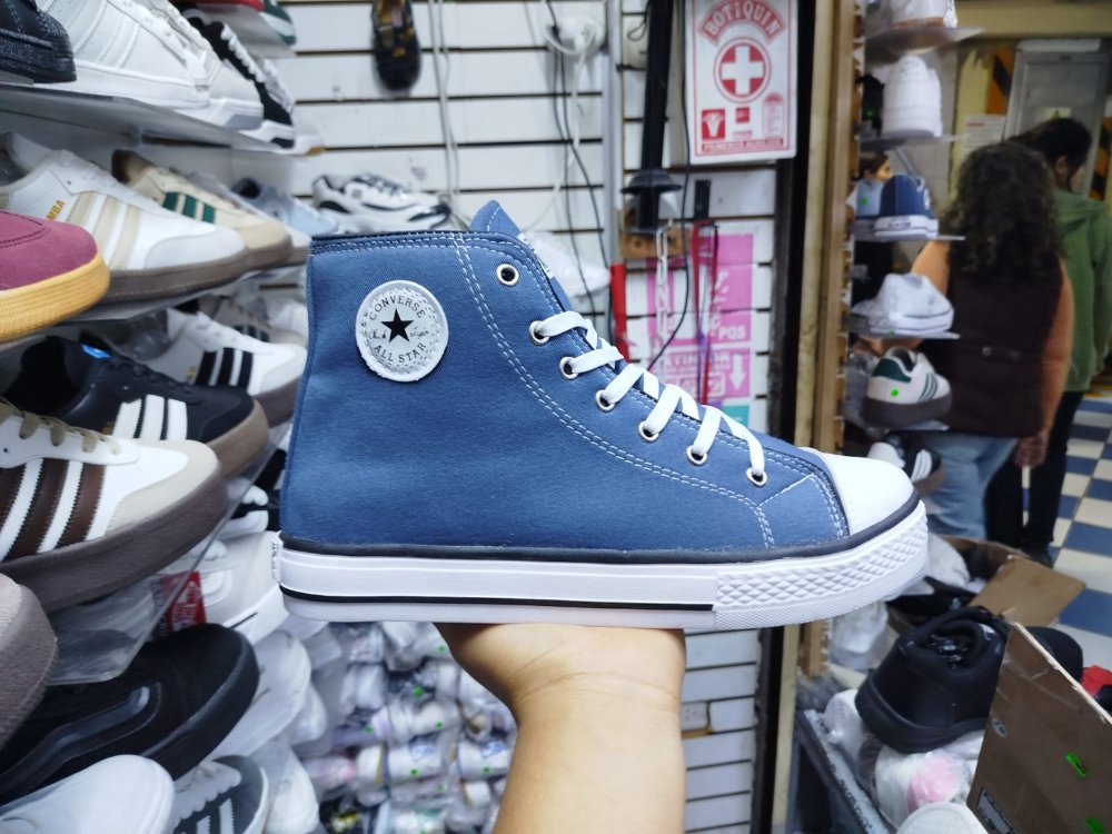 Converse botín acero (grande)