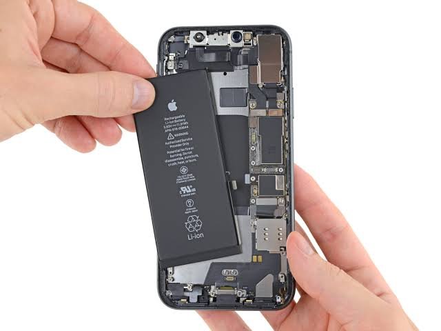 CAMBIO DE BATERIA IPHONE 11