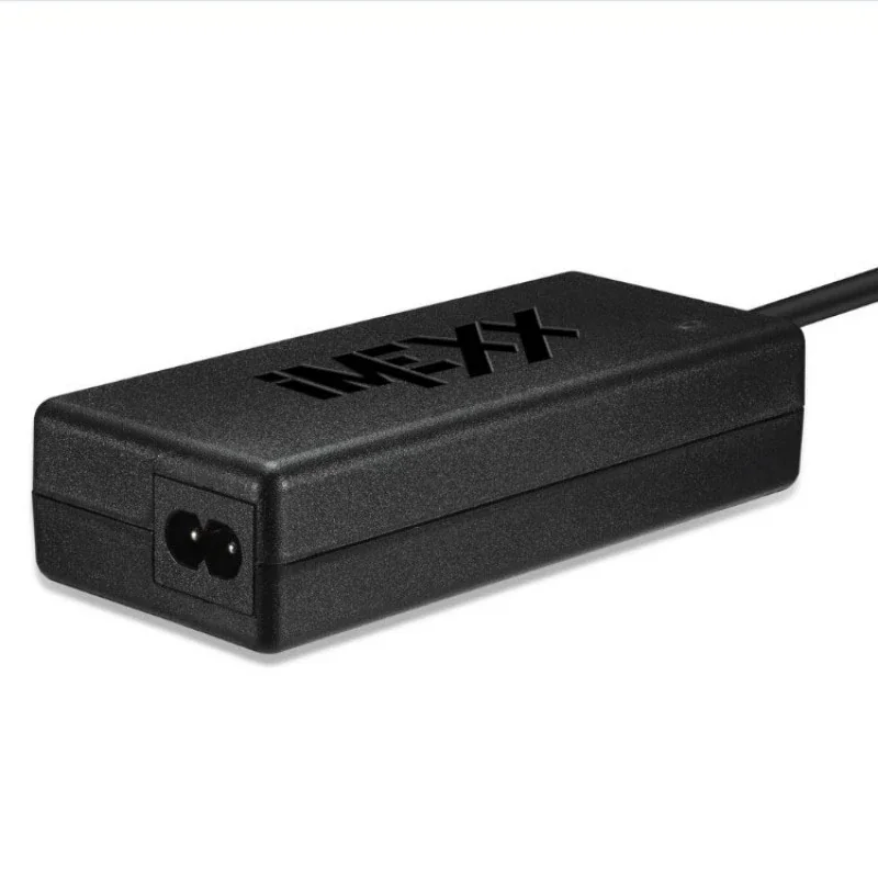 Cargador Universal Para Computadora Portatil 100W 12 Conectores Imexx  A59216