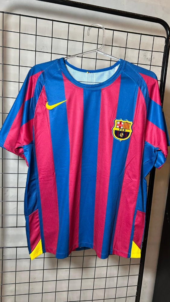 Ronaldinho #10 - Retro Barcelona