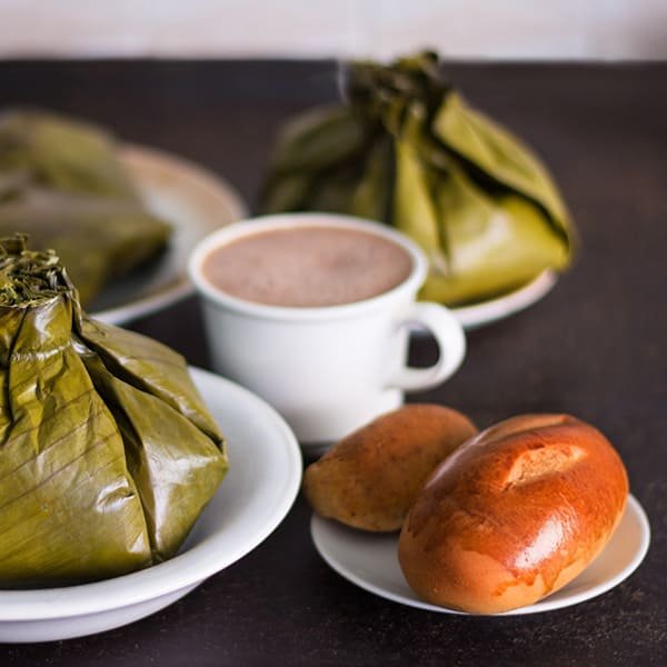 COMBO TAMAL  + 1 PAN ROLLO