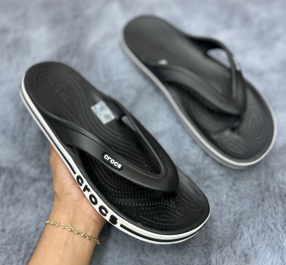 crocs tres puntadas negra