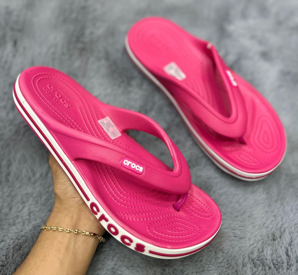 crocs tres puntadas fucia