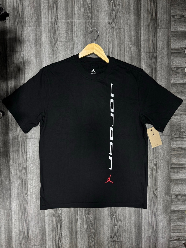 Camiseta Jordan / Clasica Jordan Vertical