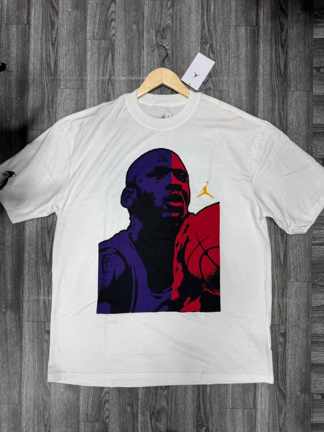 Camiseta Jordan / BLANCA 23 Rojo Amarillo