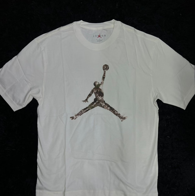 Camisa Jordan Blanca Muñeco Matas