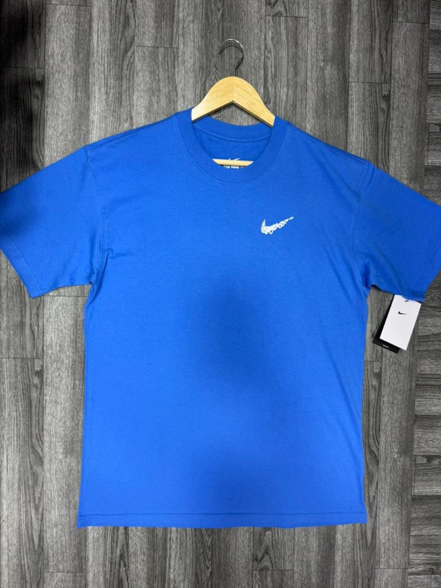 Camiseta Nike / NIKE 22