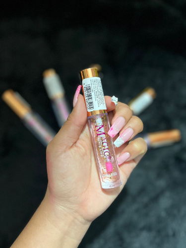 lip gloss MAGIC