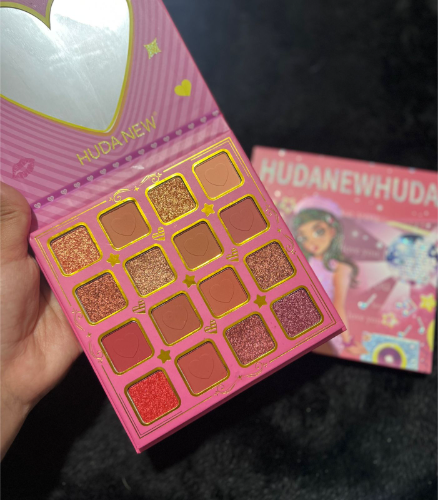 paleta de sombras 1 x16 tonos HUDA NEW