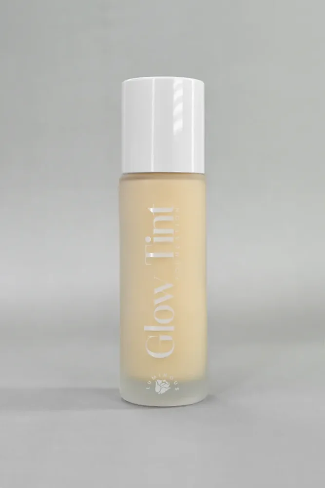base glow tint DOLCE BELLA